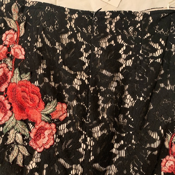 NWT Peace + Love Lace Skirt Size 12 Missguided - Picture 3 of 5